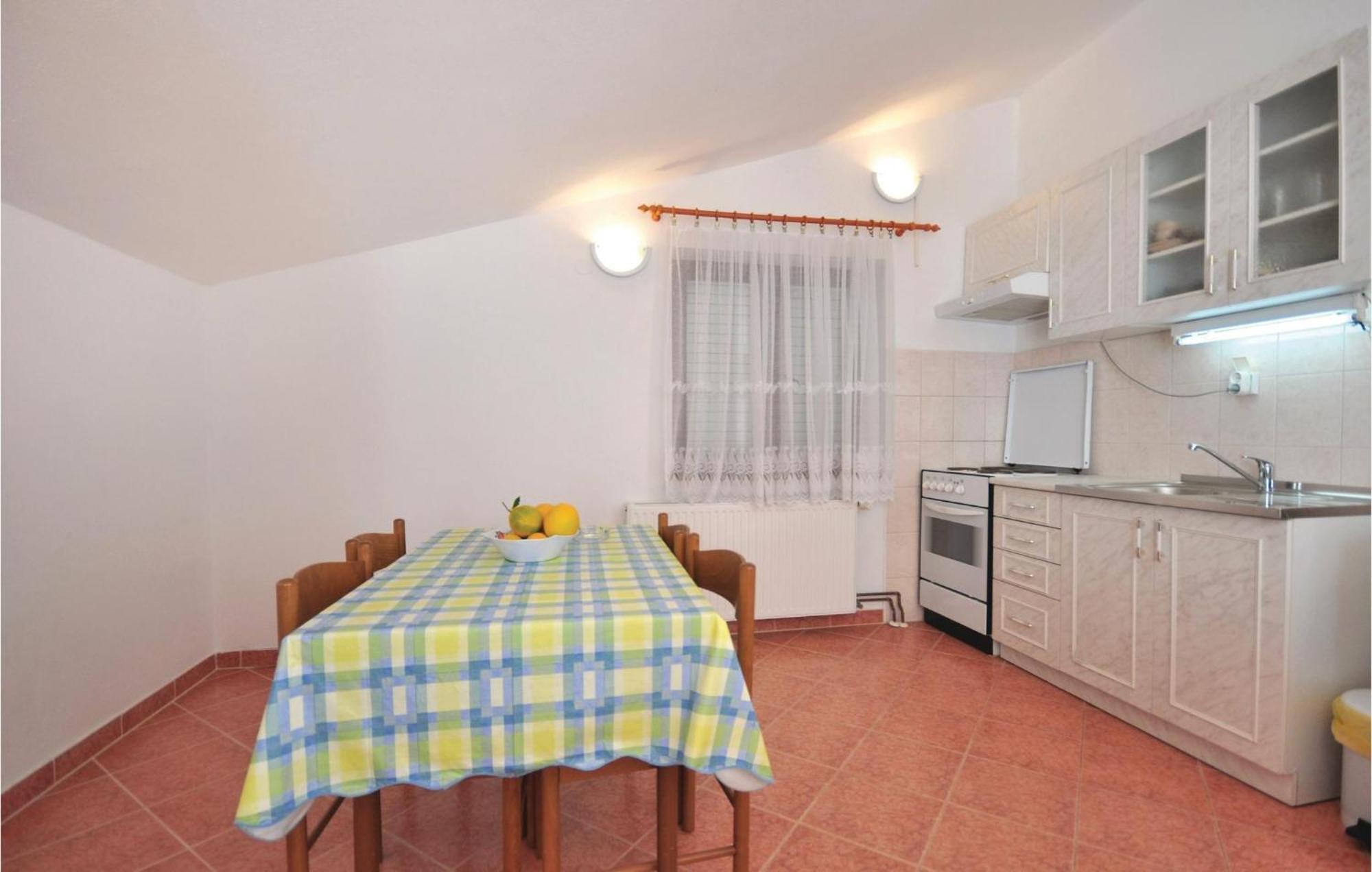 Amazing Apartment In Trogir With Kitchen المظهر الخارجي الصورة